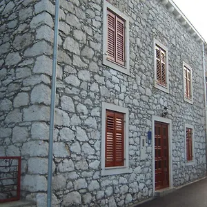 Rosa Mali Lošinj